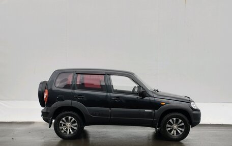 Chevrolet Niva I рестайлинг, 2011 год, 540 000 рублей, 4 фотография