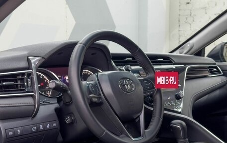 Toyota Camry, 2019 год, 3 670 000 рублей, 7 фотография