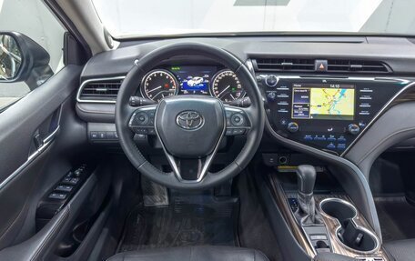 Toyota Camry, 2019 год, 3 670 000 рублей, 25 фотография