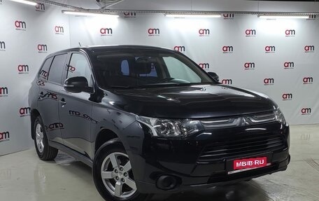 Mitsubishi Outlander III рестайлинг 3, 2013 год, 1 499 000 рублей, 1 фотография