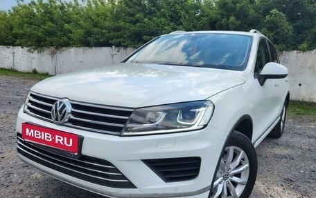 Volkswagen Touareg III, 2016 год, 3 590 000 рублей, 1 фотография