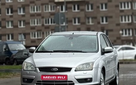 Ford Focus II рестайлинг, 2006 год, 525 000 рублей, 2 фотография