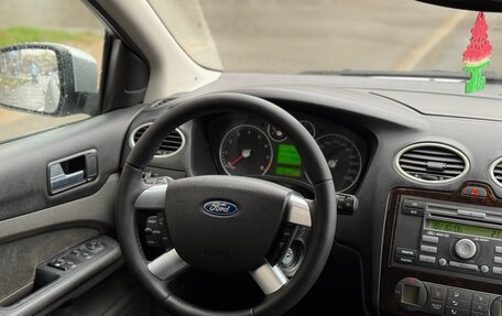 Ford Focus II рестайлинг, 2006 год, 525 000 рублей, 23 фотография