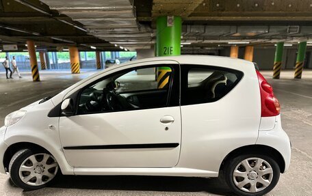 Peugeot 107 I рестайлинг, 2010 год, 450 000 рублей, 2 фотография