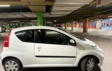 Peugeot 107 I рестайлинг, 2010 год, 450 000 рублей, 4 фотография