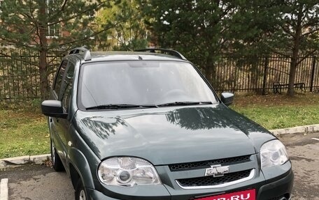 Chevrolet Niva I рестайлинг, 2012 год, 499 000 рублей, 1 фотография