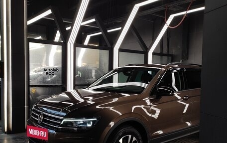 Volkswagen Tiguan II, 2019 год, 2 850 000 рублей, 7 фотография