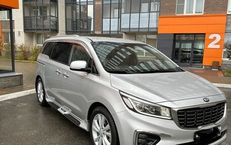 KIA Carnival III, 2019 год, 3 495 000 рублей, 3 фотография