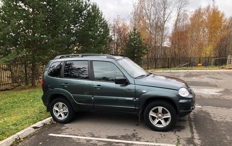 Chevrolet Niva I рестайлинг, 2012 год, 499 000 рублей, 2 фотография