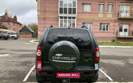 Chevrolet Niva I рестайлинг, 2012 год, 499 000 рублей, 3 фотография