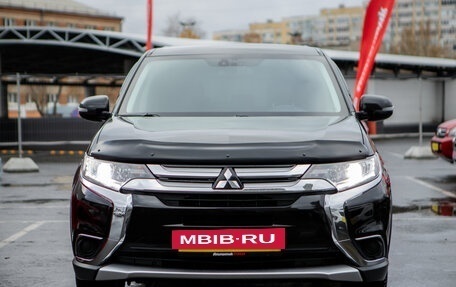 Mitsubishi Outlander III рестайлинг 3, 2018 год, 2 390 000 рублей, 6 фотография