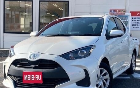 Toyota Yaris, 2021 год, 1 200 100 рублей, 1 фотография