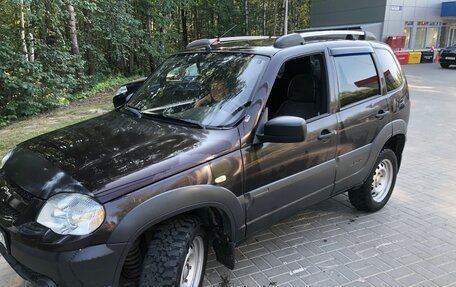 Chevrolet Niva I рестайлинг, 2012 год, 520 000 рублей, 2 фотография