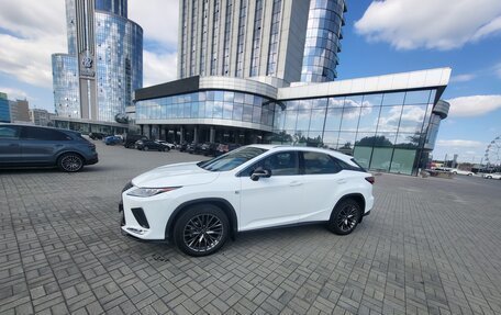 Lexus RX IV рестайлинг, 2022 год, 7 800 000 рублей, 1 фотография