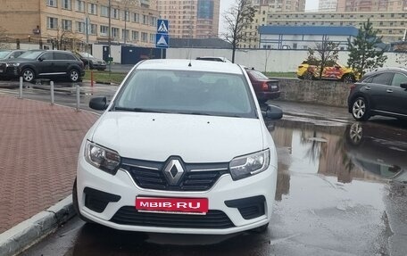 Renault Logan II, 2018 год, 960 000 рублей, 1 фотография