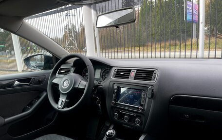 Volkswagen Jetta VI, 2012 год, 1 399 000 рублей, 13 фотография