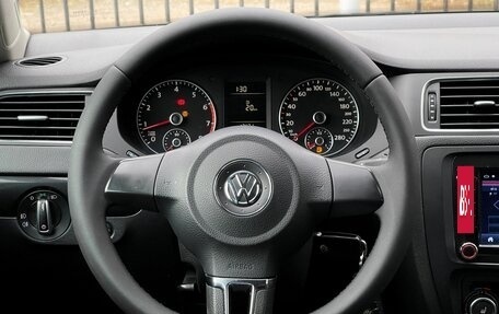 Volkswagen Jetta VI, 2012 год, 1 399 000 рублей, 16 фотография