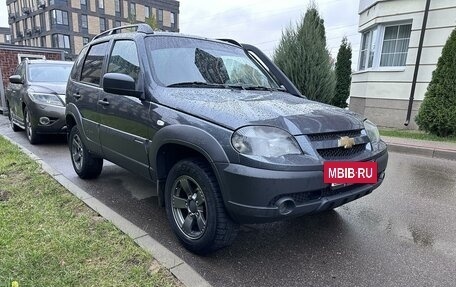 Chevrolet Niva I рестайлинг, 2020 год, 950 000 рублей, 8 фотография