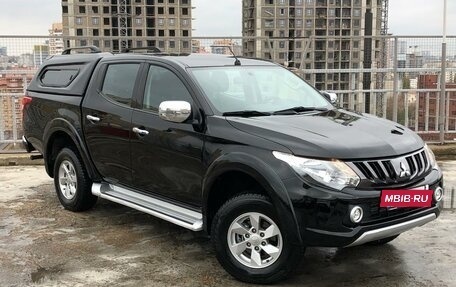 Mitsubishi L200 IV рестайлинг, 2018 год, 2 398 000 рублей, 2 фотография