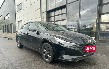 Hyundai Elantra, 2021 год, 2 199 000 рублей, 3 фотография