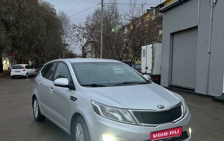 KIA Rio III рестайлинг, 2013 год, 875 000 рублей, 1 фотография