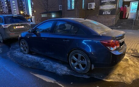 Chevrolet Cruze II, 2010 год, 550 000 рублей, 8 фотография