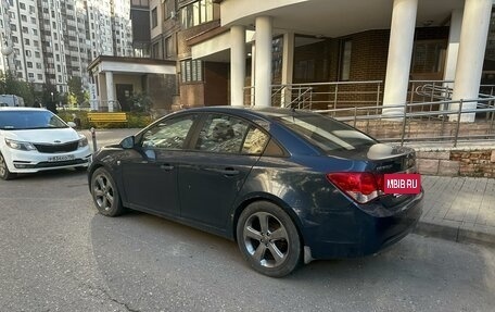 Chevrolet Cruze II, 2010 год, 550 000 рублей, 5 фотография