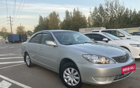 Toyota Camry V40, 2005 год, 910 000 рублей, 3 фотография