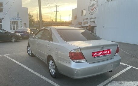 Toyota Camry V40, 2005 год, 910 000 рублей, 5 фотография