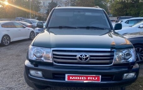 Toyota Land Cruiser 100 рестайлинг 2, 2006 год, 5 000 000 рублей, 1 фотография