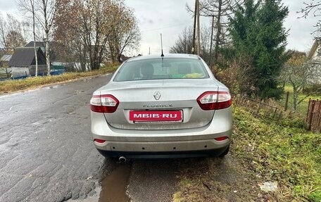 Renault Fluence I, 2012 год, 750 000 рублей, 4 фотография