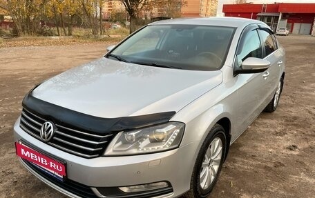 Volkswagen Passat B7, 2011 год, 1 280 000 рублей, 2 фотография