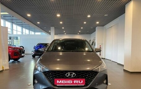 Hyundai Solaris II рестайлинг, 2022 год, 1 744 000 рублей, 8 фотография