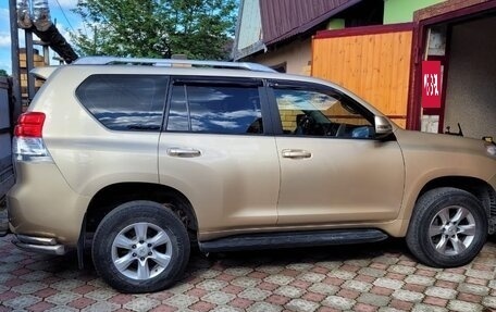 Toyota Land Cruiser Prado 150 рестайлинг 2, 2012 год, 3 400 000 рублей, 5 фотография