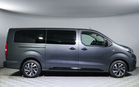 Peugeot Traveller I, 2022 год, 5 250 000 рублей, 4 фотография