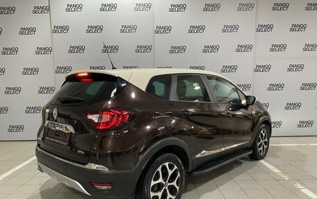 Renault Kaptur I рестайлинг, 2018 год, 1 850 000 рублей, 5 фотография