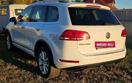 Volkswagen Touareg III, 2012 год, 1 910 000 рублей, 2 фотография