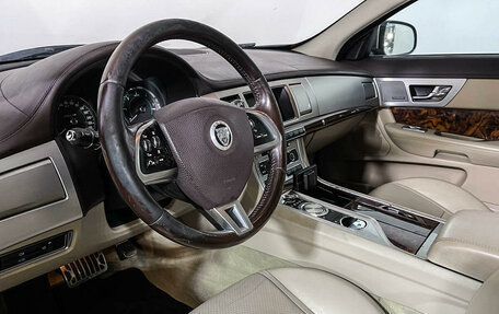 Jaguar XF I рестайлинг, 2012 год, 1 247 000 рублей, 13 фотография