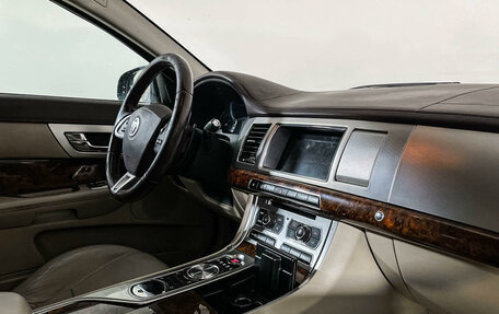 Jaguar XF I рестайлинг, 2012 год, 1 247 000 рублей, 9 фотография