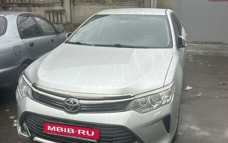 Toyota Camry, 2015 год, 2 600 000 рублей, 1 фотография