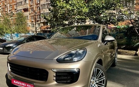 Porsche Cayenne III, 2015 год, 4 980 000 рублей, 2 фотография