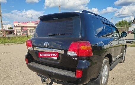 Toyota Land Cruiser 200, 2014 год, 4 395 000 рублей, 2 фотография