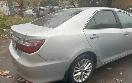 Toyota Camry, 2015 год, 2 600 000 рублей, 10 фотография