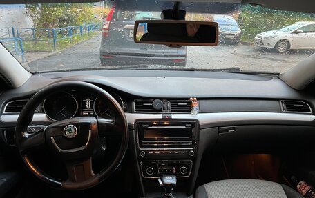 Skoda Superb III рестайлинг, 2009 год, 575 000 рублей, 5 фотография