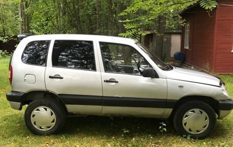 Chevrolet Niva I рестайлинг, 2004 год, 230 000 рублей, 12 фотография