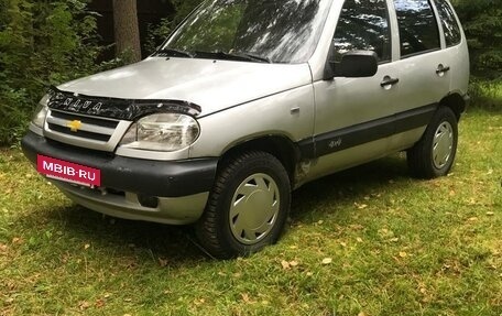 Chevrolet Niva I рестайлинг, 2004 год, 230 000 рублей, 9 фотография