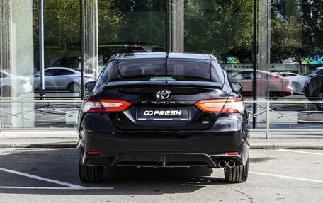 Toyota Camry, 2018 год, 2 799 000 рублей, 4 фотография