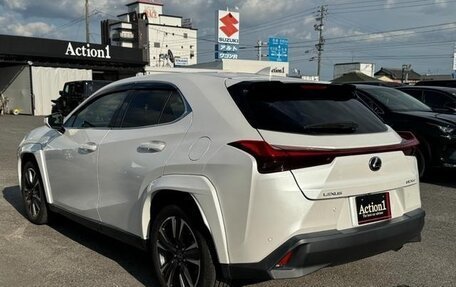 Lexus UX I, 2020 год, 3 905 000 рублей, 5 фотография