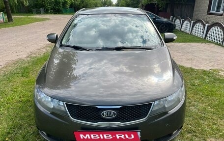 KIA Cerato III, 2010 год, 700 000 рублей, 2 фотография