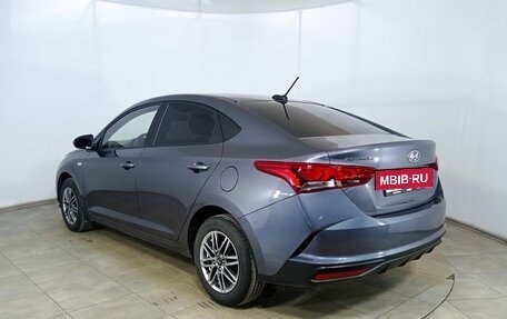 Hyundai Solaris II рестайлинг, 2022 год, 1 860 000 рублей, 7 фотография